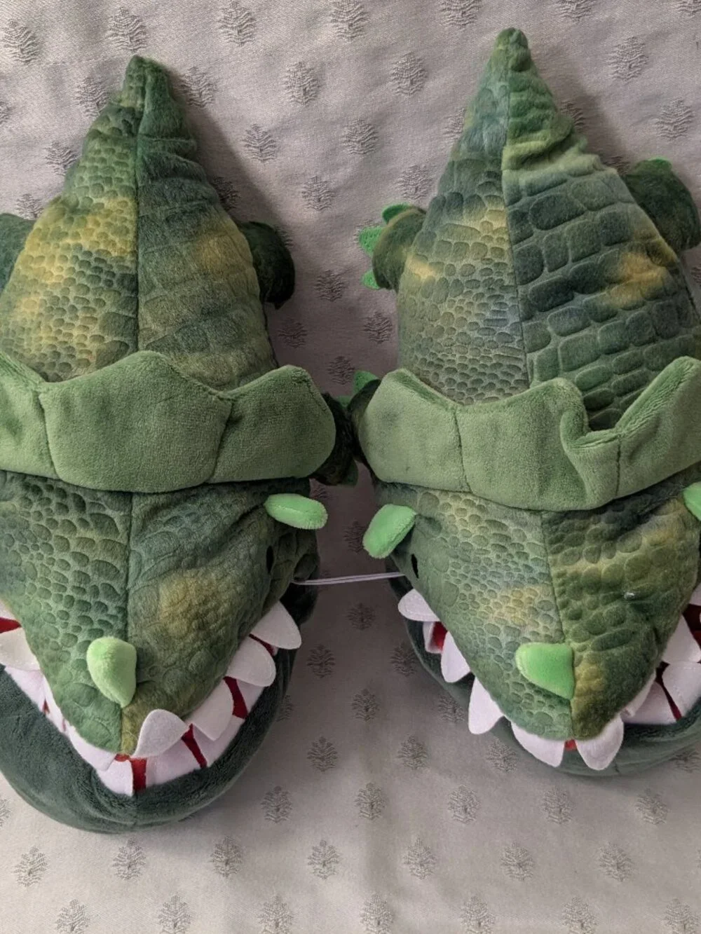 New!  Kid's XL (7/7) Dinosaur Slippers